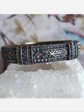 Heidi Daus Brass Swarovski Rhinestone Oval Clamper Blue Lavender Pink Bracelet